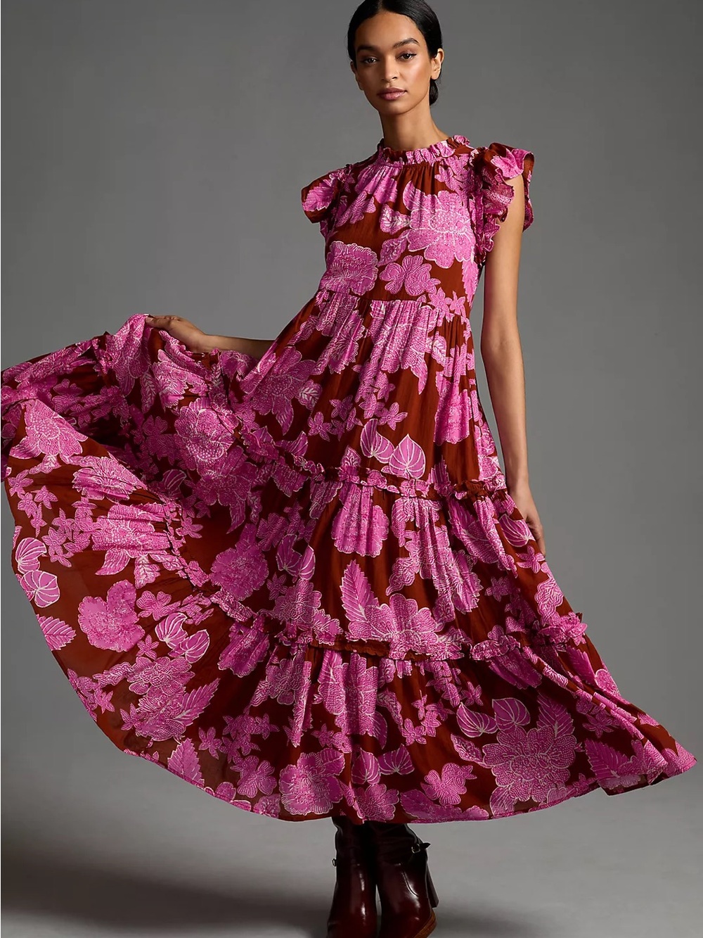 Love the Label Pink Floral Tiered Maxi Dress Size Small